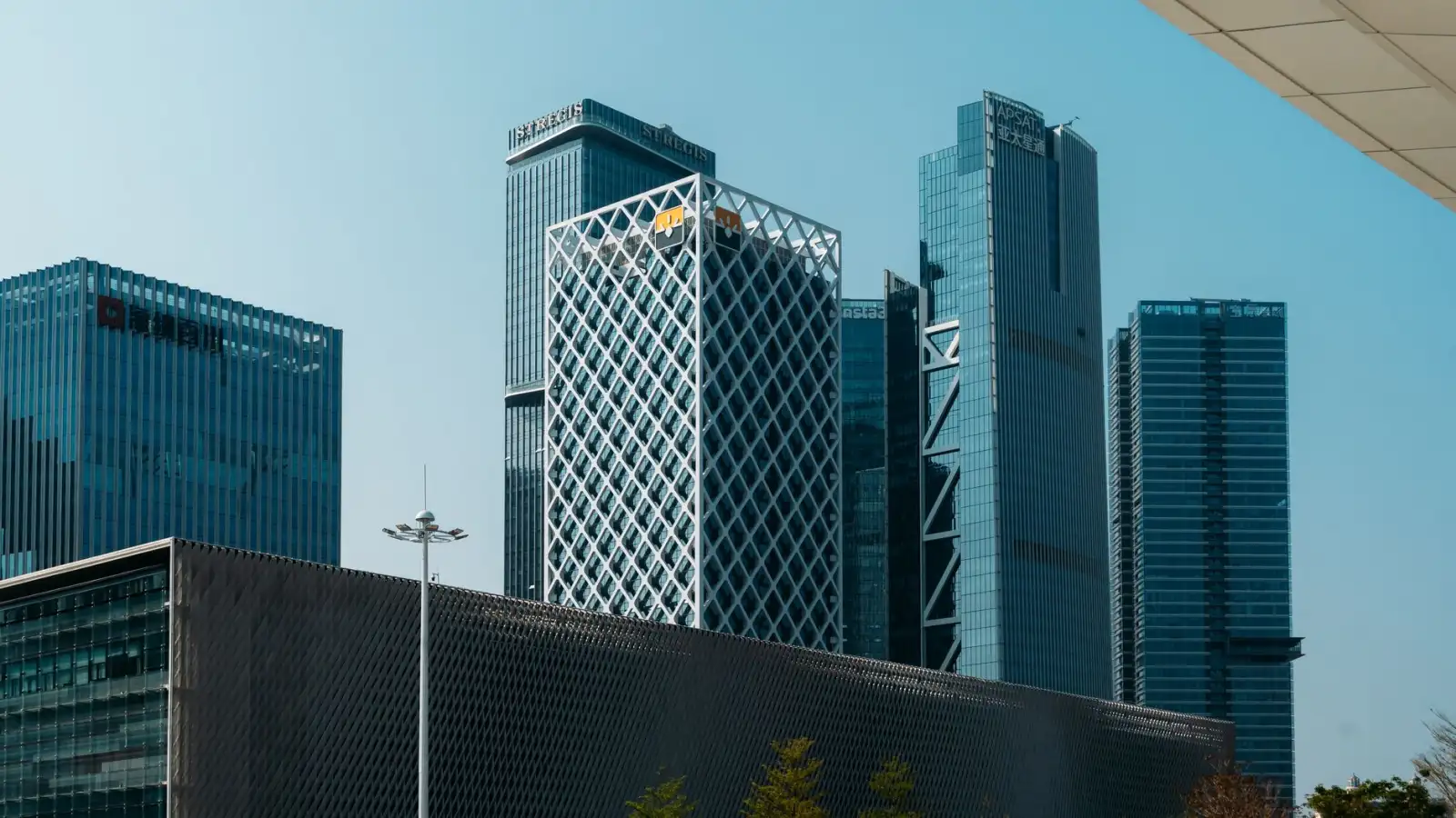 2025医保定点新规落地，上海综合门诊机构服务优化要点解析